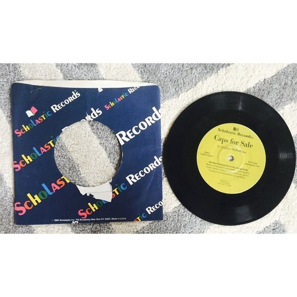 Vintage Caps for Sale Slobodkina Scholastic Record 45 Esphyr Slobodkina 33 1/3 - Picture 1 of 5